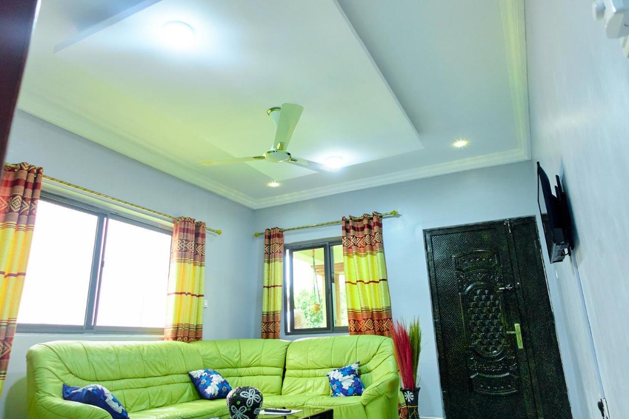 Indigo Cottage And Apartment Kumasi Exterior photo