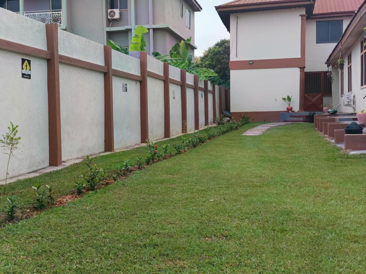 Indigo Cottage And Apartment Kumasi Exterior photo