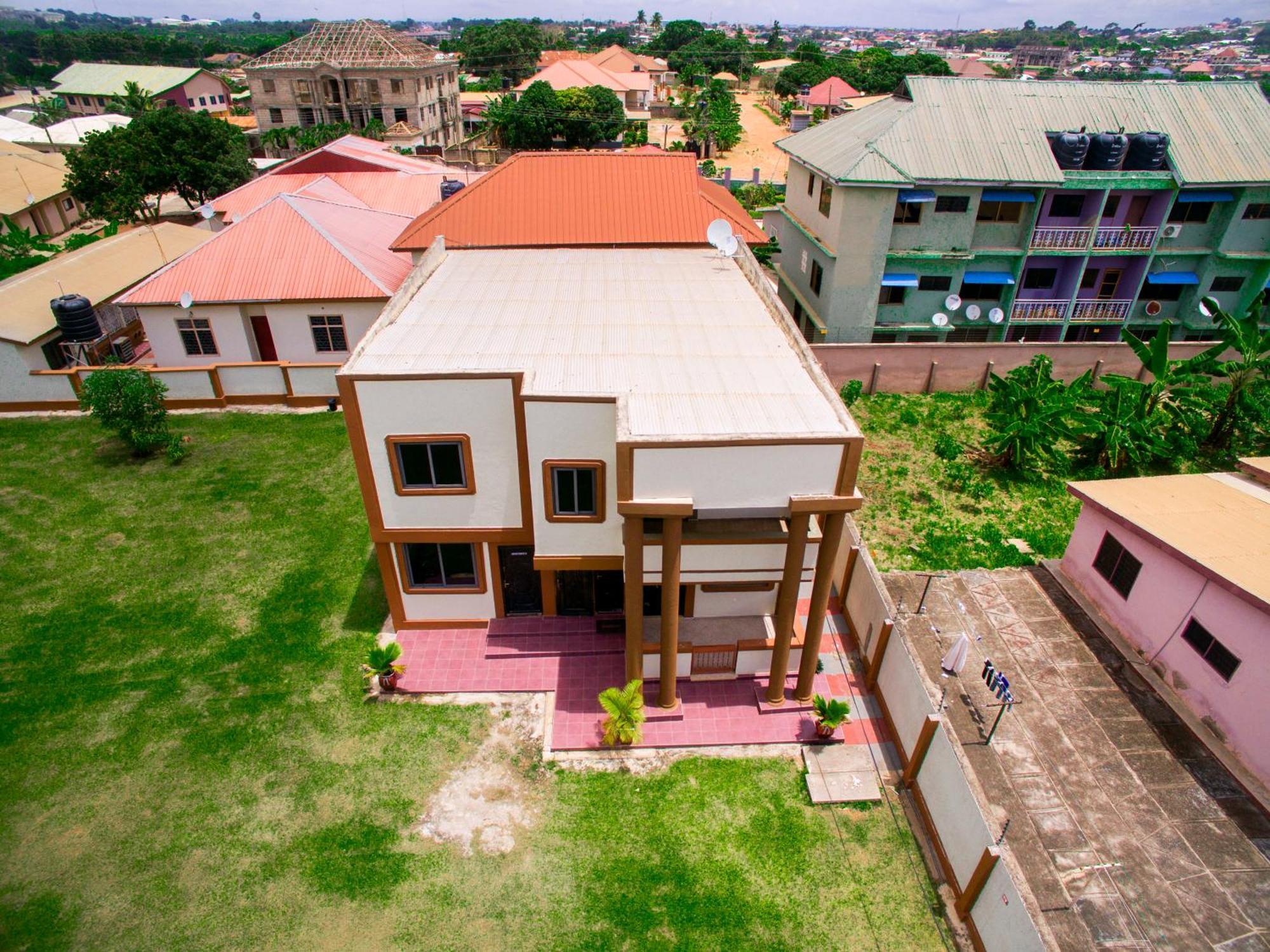 Indigo Cottage And Apartment Kumasi Exterior photo